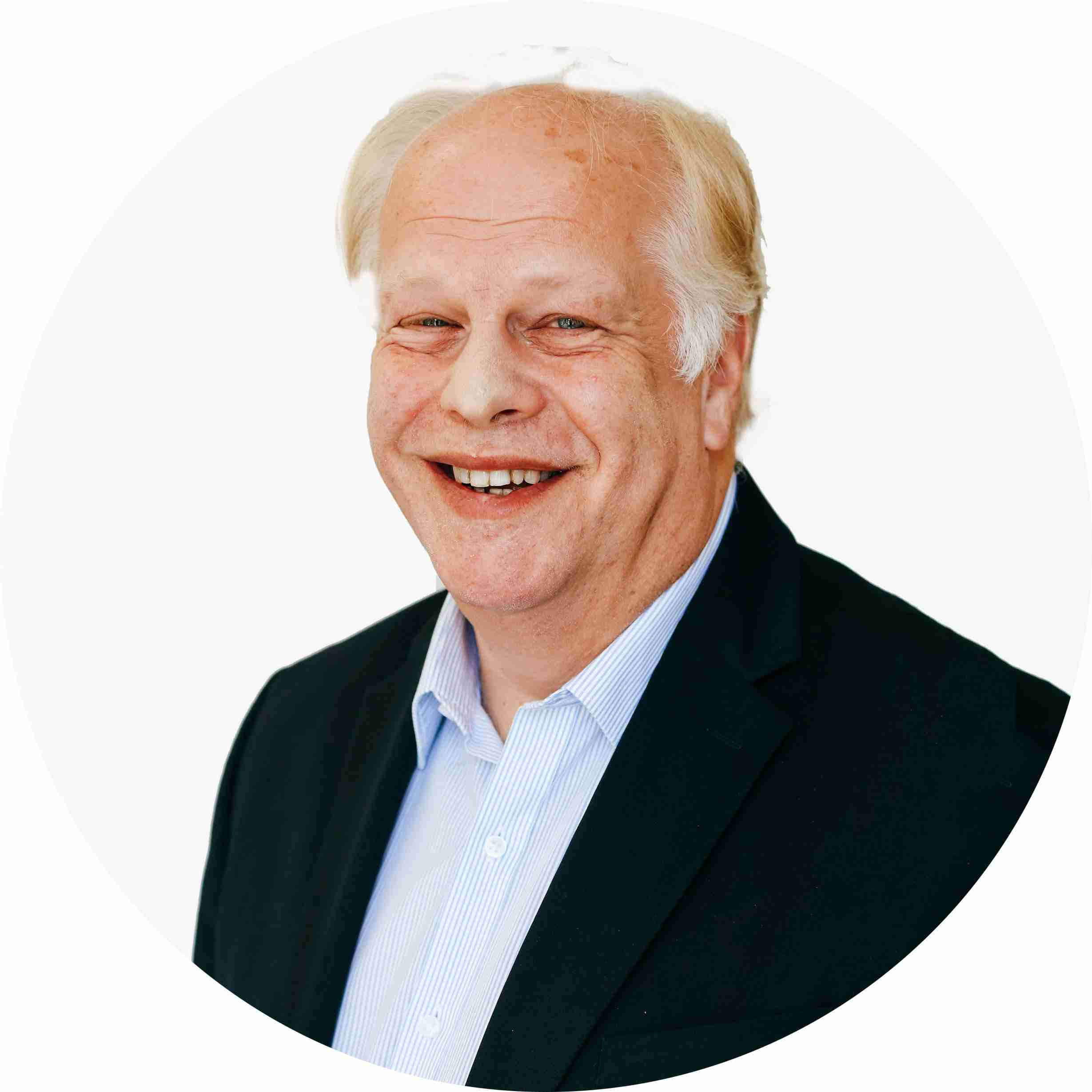 This image is a headshot of Dr Jeffrey Tobias, an expert in innovation, design thinking, customer centricity, customer experience, entrepreneurship, lean startup and more.